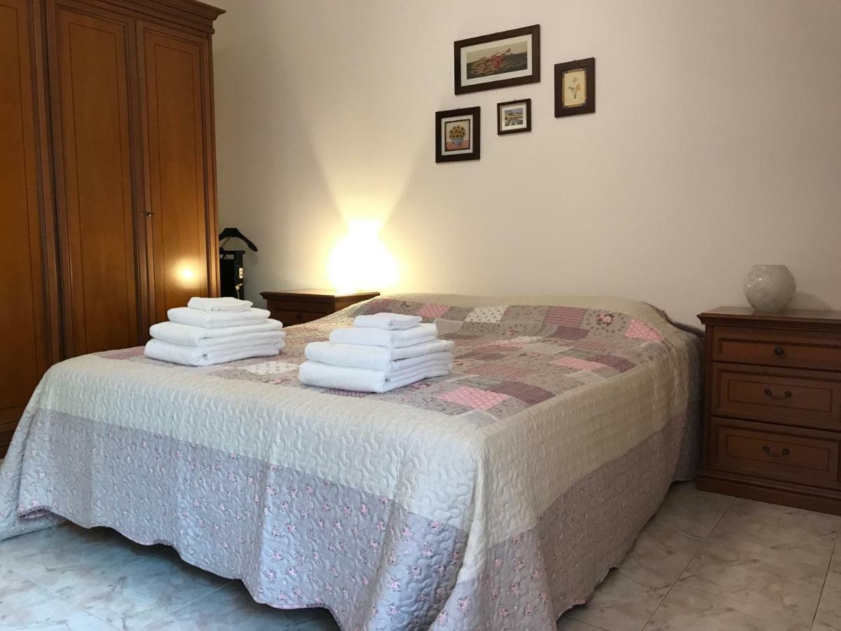 La Casa Di Nonna Bruna มูเจีย ภายนอก รูปภาพ
